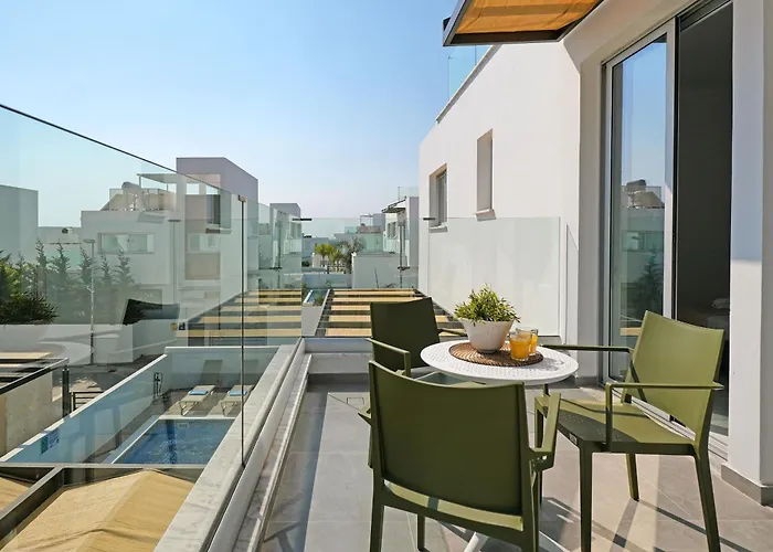 Evelin - Center * Ayia Napa