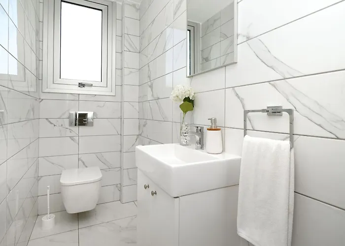 Evelin - Center Villa Ayia Napa