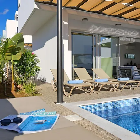 Evelin - Center Αγία Νάπα