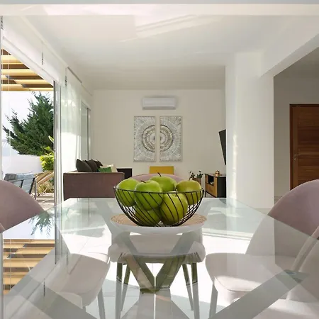 Evelin - Center Holiday home